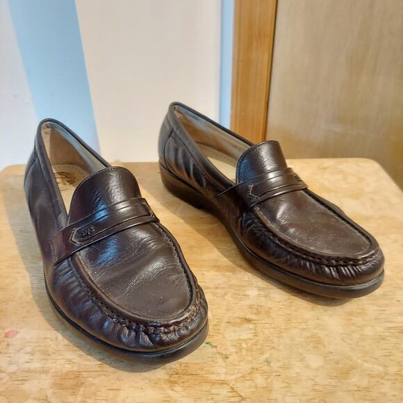 SAS Ace Men's US 9.5 Brown Leather Dress Loafer Casual Slip On Shoes - Picture 2 of 9